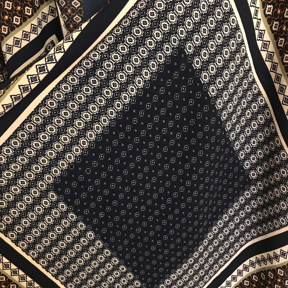 Oversized Border Print Kimono or Cover up - Picture 4 of 5